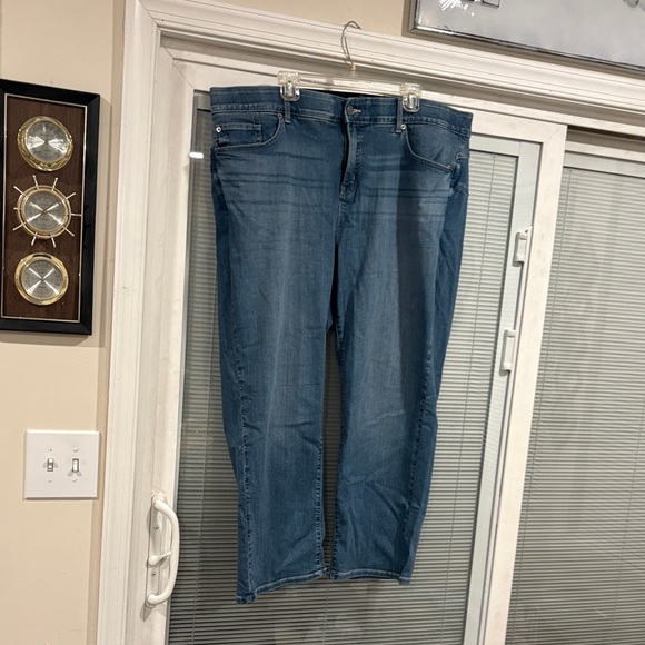 torrid Denim - Torrid Bombshell Stretch Blue Jeans